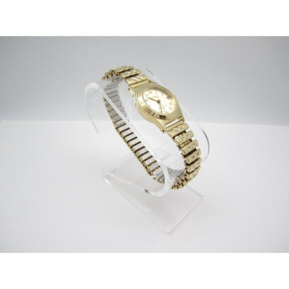 Women Armitron Quartz WR Analog 24mm Round Watch (H620) "New Battery" - Picture 4 of 10